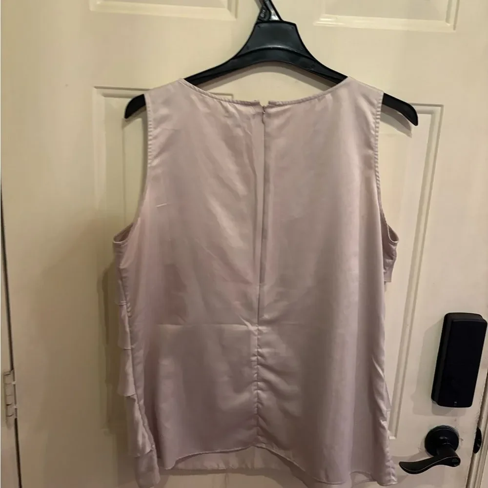 GAP Silver Layered Ruffle Tank Top - Picture 3 of 5